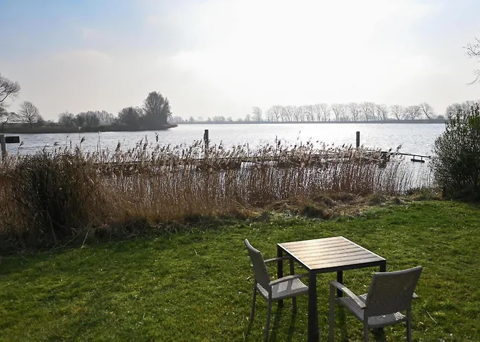 - Eidernest 2 Vakantiehuis *